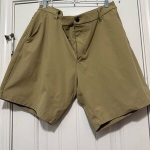 lululemon athletica Men's Khaki Hybrid Shorts